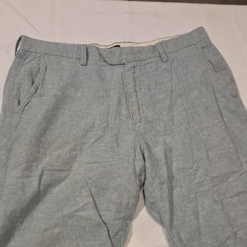 J. Crew Men's Heather Gray Flat Front Shorts